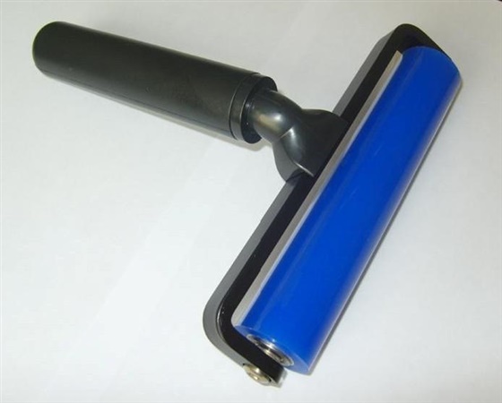 黑色鋁架塑料柄粘塵滾輪